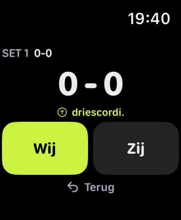 Het telscherm op de Apple Watch: set 1, stand 0-0, met de knoppen Wij en Zij